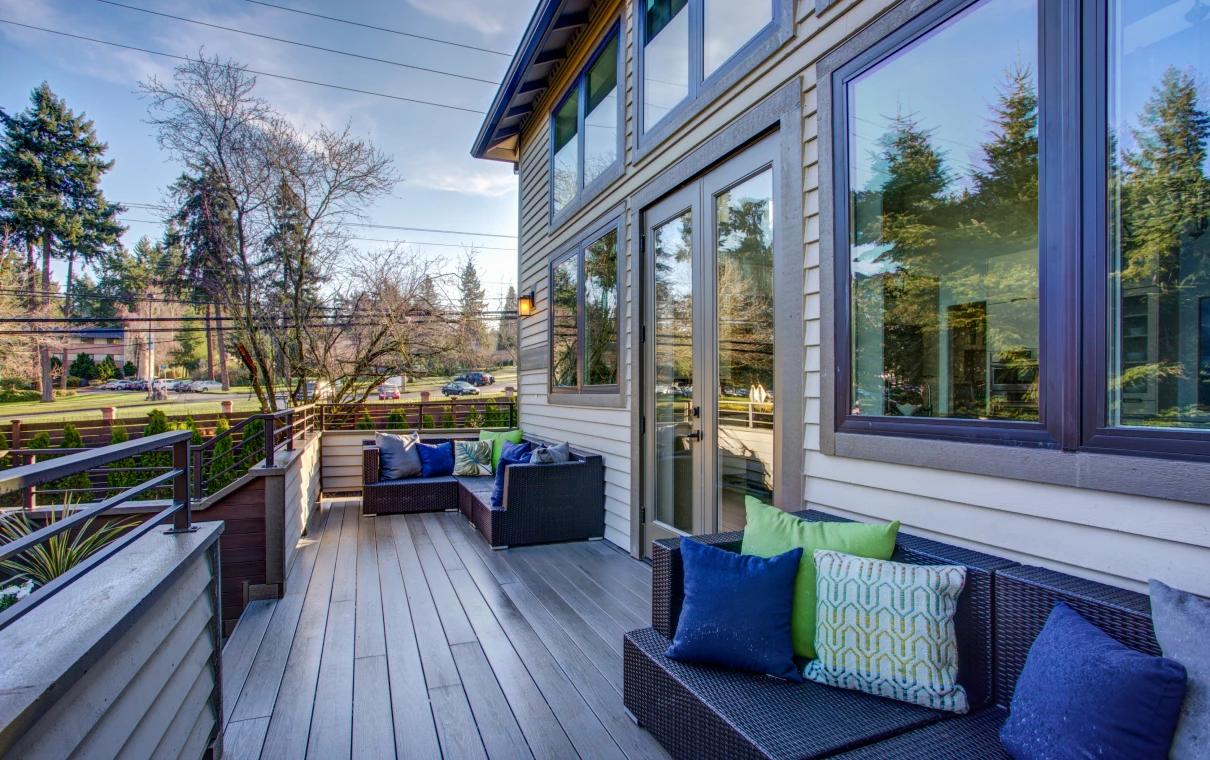 Contemporary home with spacious terrace